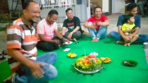 Warga KBA Cluster Mulia Blok E Rayakan HUT RI dengan Malam Wungon