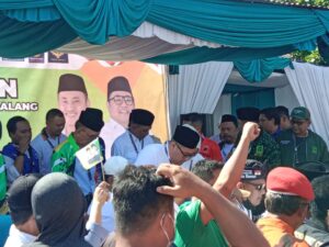 Ribuan Simpatisan dan Relawan Meriah Mengantarkan Pasangan Calon Bupati Pemalang Mansur Hidayat – M Boby Dewantara