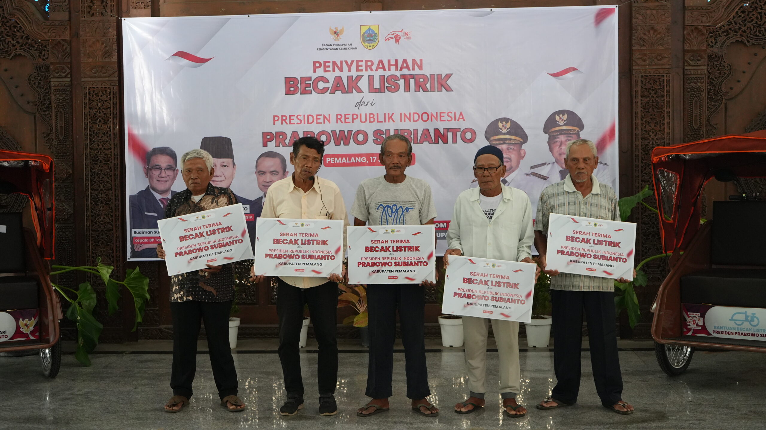 Becak Listrik dari Presiden Gembirakan Pengayuh Lansia Pemalang