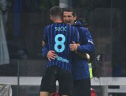 Inter Kembali Memimpin, Chivu Enggan Terpancing Klaim Favorit Juara