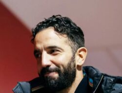 Amorim Puji Kepemimpinan Bruno Fernandes Meski Sedang Cedera