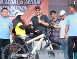 Ribuan Peserta Jalan Sehat Meriahkan Peringatan Hari Desa Nasional di Pegundan