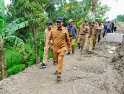 Akselerasi Pembangunan Pemalang Selatan: Bupati Anom Tinjau Jalan Baru hingga Salurkan Bantuan Relawan