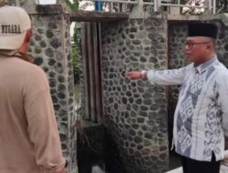 ​Pastikan Irigasi Lancar, Camat Comal Tinjau Bendungan Gerak dan Sungai Banger