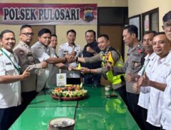 Sinergi di Lereng Gunung Slamet: Camat Pulosari Beri Kejutan di Hari Bhayangkara ke-80