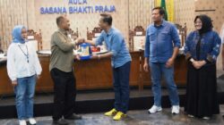 Dukung Kolaborasi Global, Bupati Anom Ajak Mahasiswa Internasional Jelajahi Bukit Tangkeban