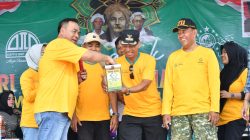Plt Bupati Nurkholes Lepas Ratusan Warga Ulujami dalam Jalan Sehat Hari Santri 2026